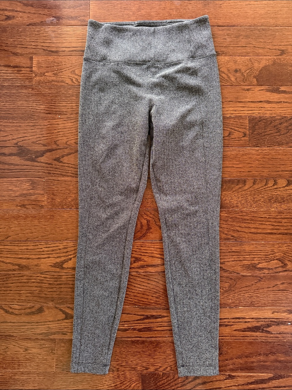 Athleta Women’s Gray High-Waist Athletic Leggings- Delancey Legging like new!!